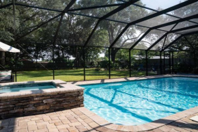 Cozy Coastal Haven-Private Pool & Outdoor Kitchen